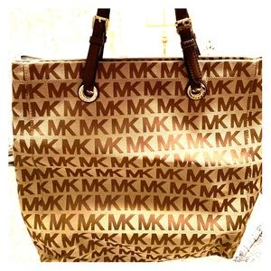 Michael Kors Tote
